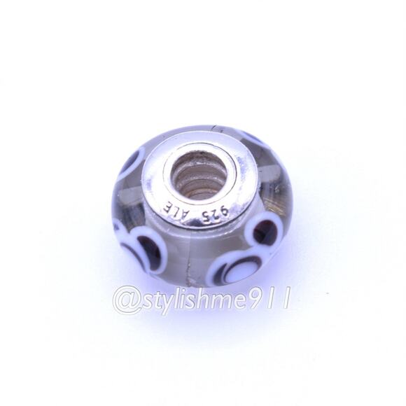 PANDORA Flowers For You Grey Glass Murano Bead - Picture 6 of 10